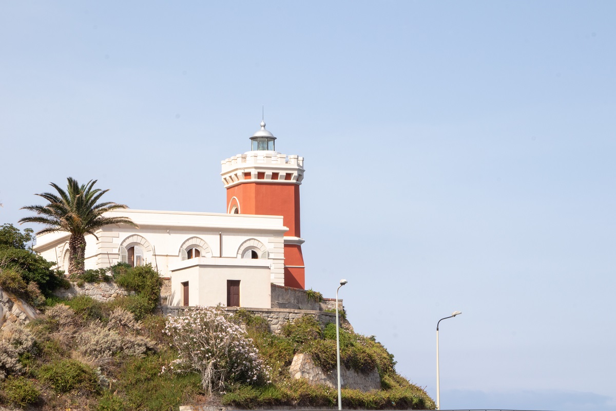 Faro.jpg